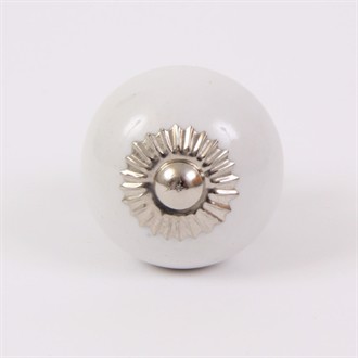 White round knob